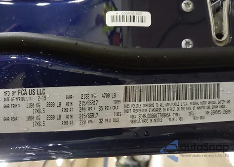 2019 Jeep Compass Trailhawk 4X4 from USA, damaged, VIN 3C4NJDDB0KT709054